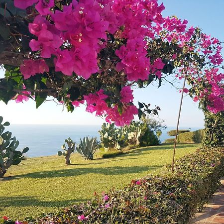 Blue Diamond Apartment Parghelia Bagian luar foto