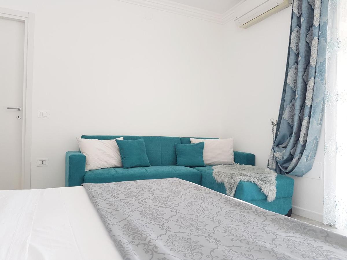 Blue Diamond Apartment Parghelia Bagian luar foto
