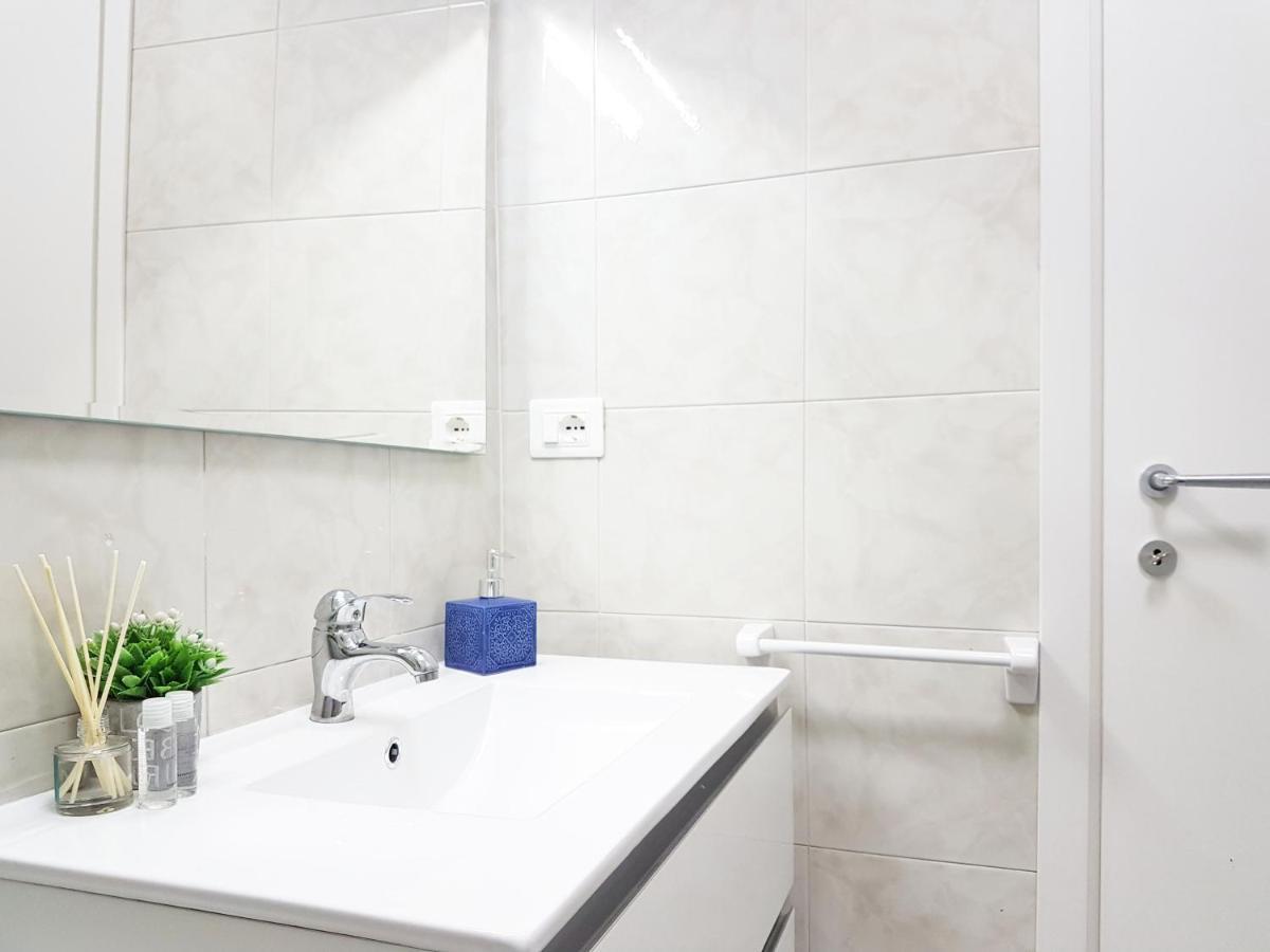 Blue Diamond Apartment Parghelia Bagian luar foto