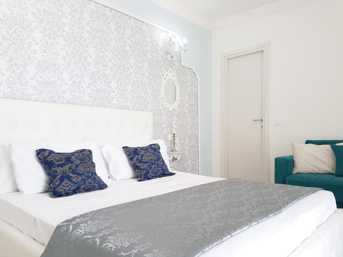 Blue Diamond Apartment Parghelia Bagian luar foto