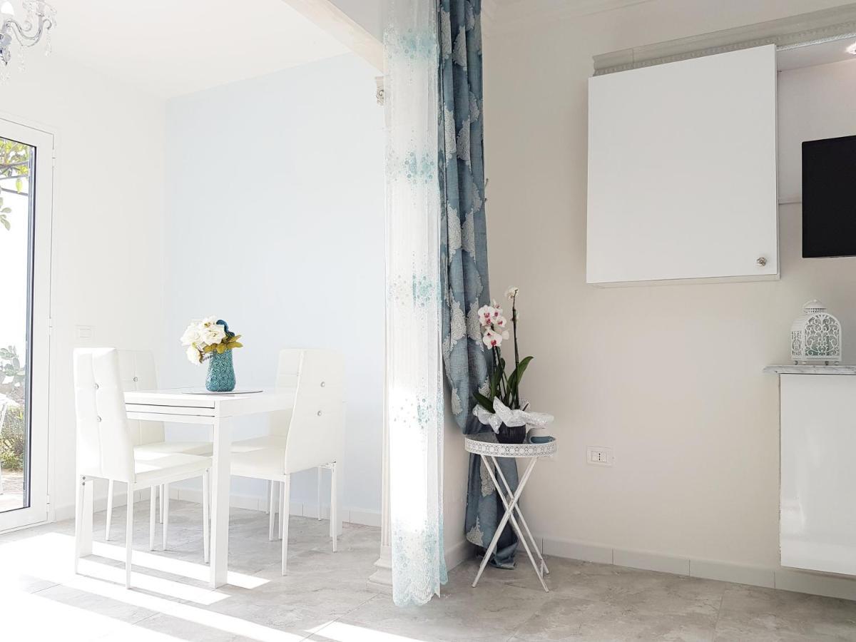 Blue Diamond Apartment Parghelia Bagian luar foto