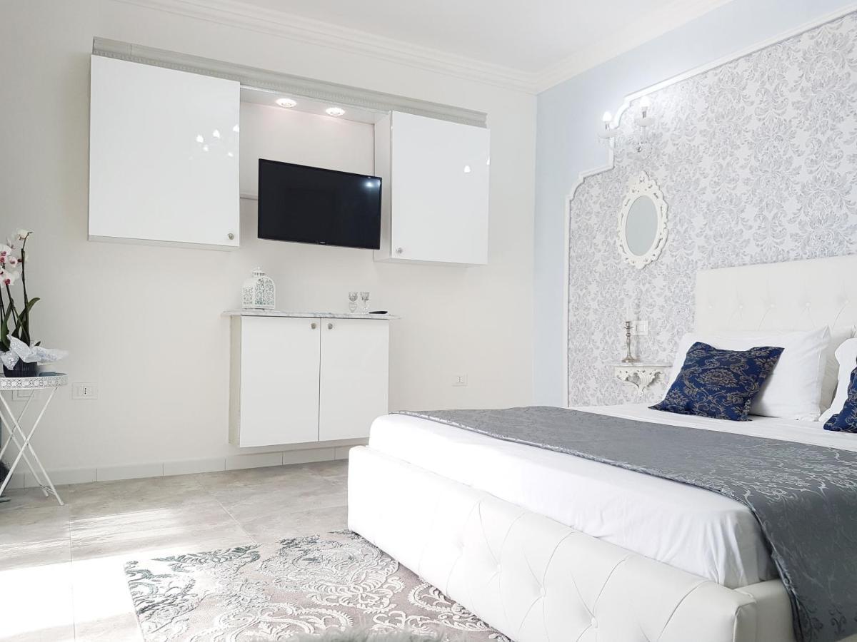 Blue Diamond Apartment Parghelia Bagian luar foto