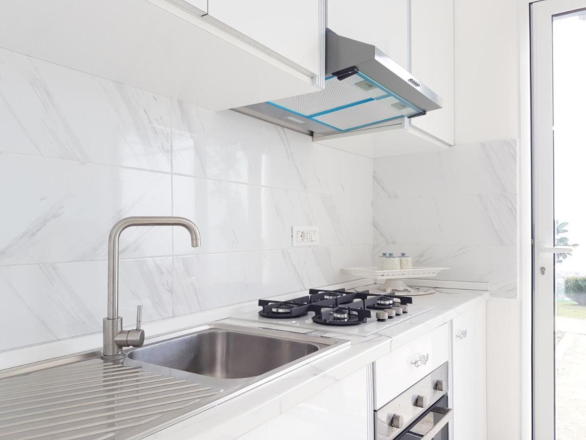 Blue Diamond Apartment Parghelia Bagian luar foto
