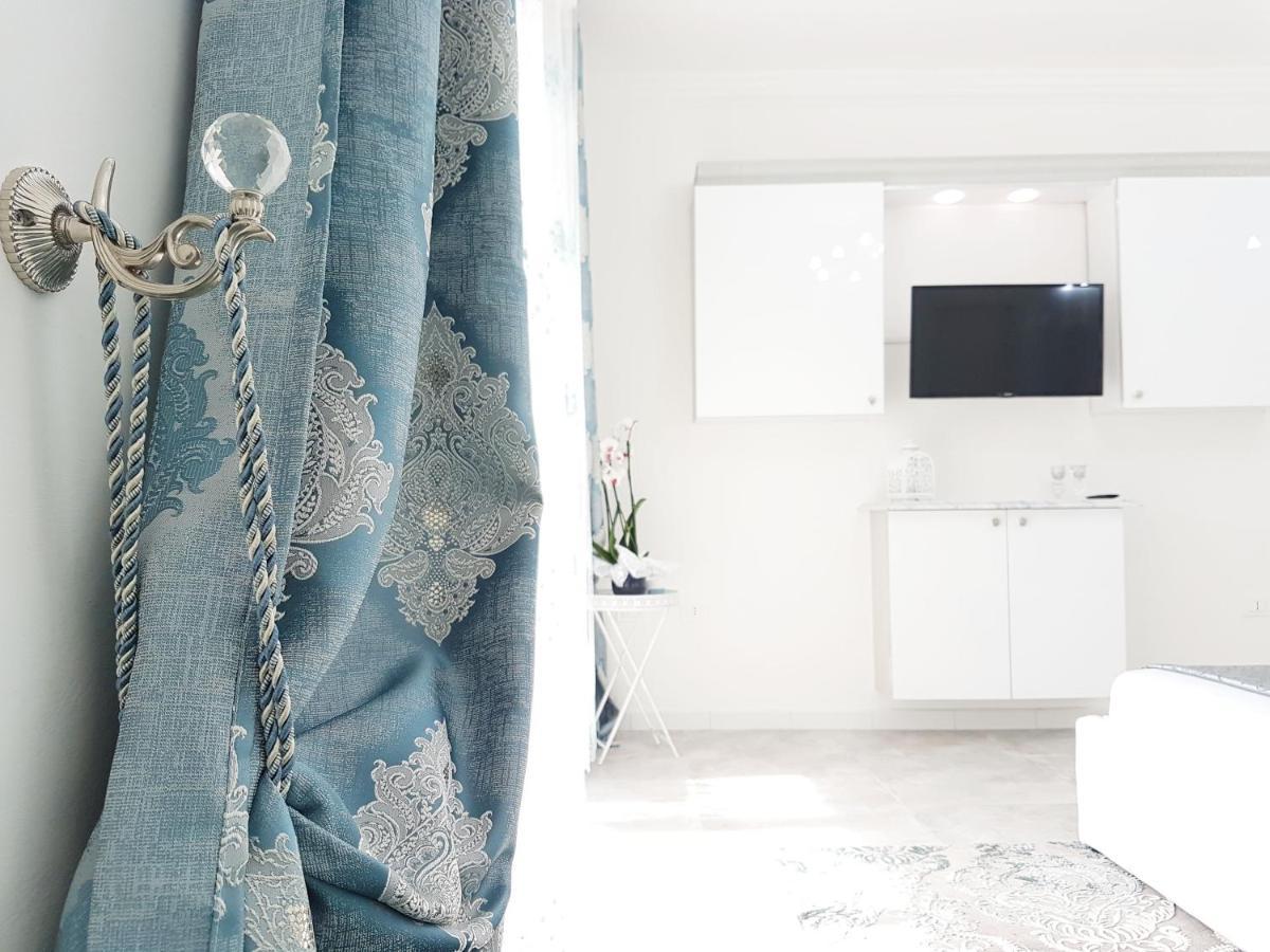 Blue Diamond Apartment Parghelia Bagian luar foto