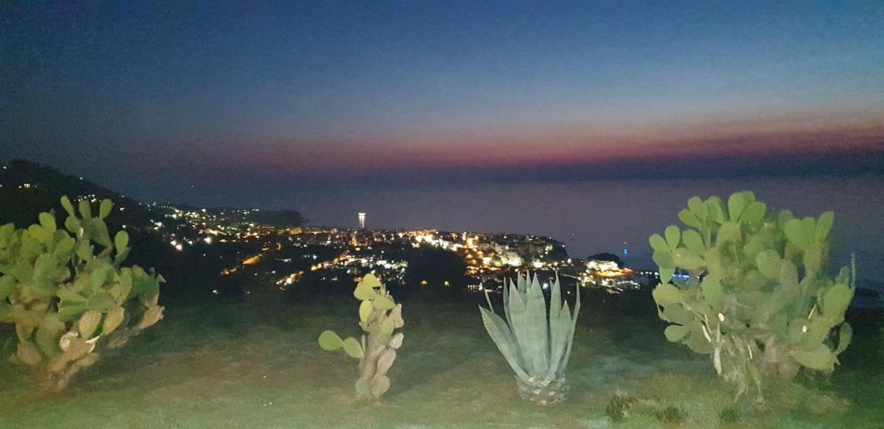 Blue Diamond Apartment Parghelia Bagian luar foto